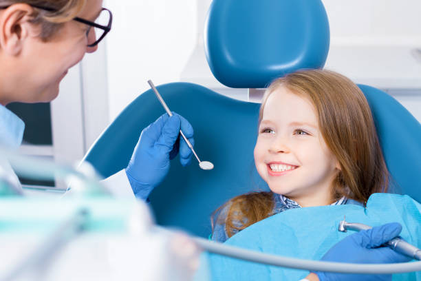 Best Root Canal Treatment  in Holiday Shores, IL